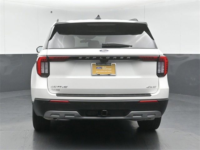 Certified 2025 Ford Explorer Active w/ Active Comfort Package image 9