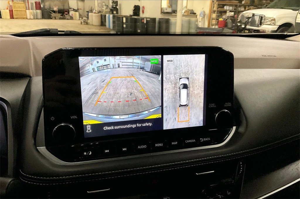 Used 2023 Nissan Rogue Platinum w/ Platinum Premium Package image 20