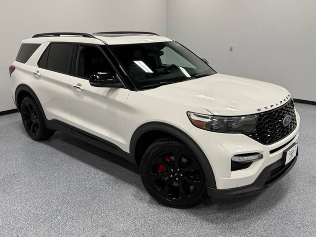 Certified 2022 Ford Explorer ST w/ Equipment Group 401A AWD/4WD image 45