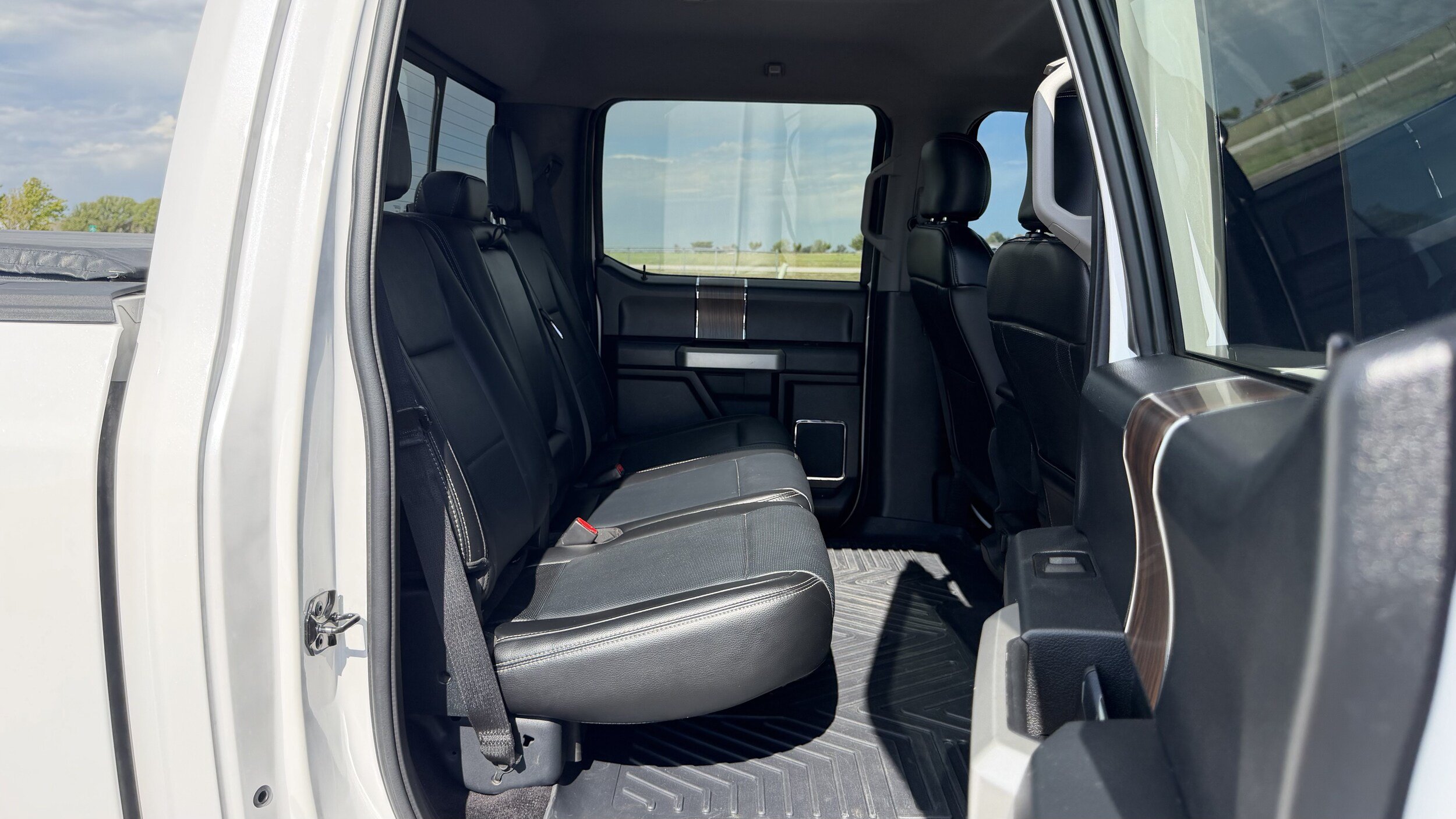Certified 2017 Ford F150 Lariat AWD/4WD image 21