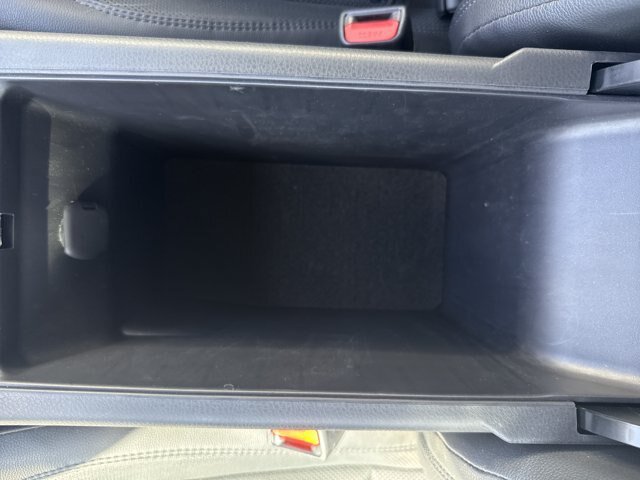 Used 2025 Toyota Camry XSE FWD image 14