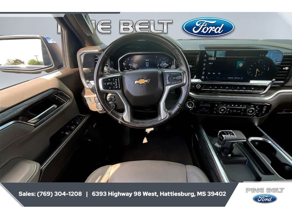 Used 2023 Chevrolet Silverado 1500 LTZ w/ Technology Package image 7