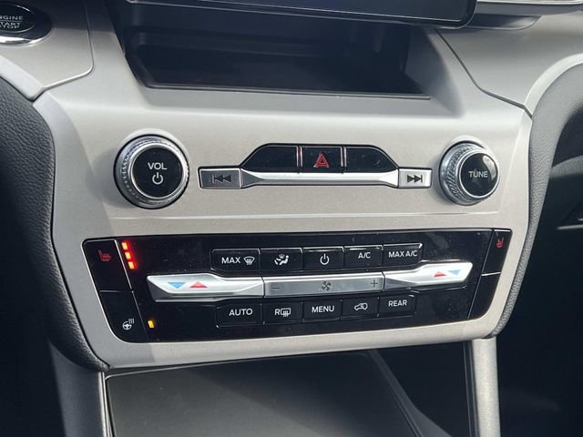 Certified 2023 Ford Explorer XLT w/ Equipment Group 202A image 23