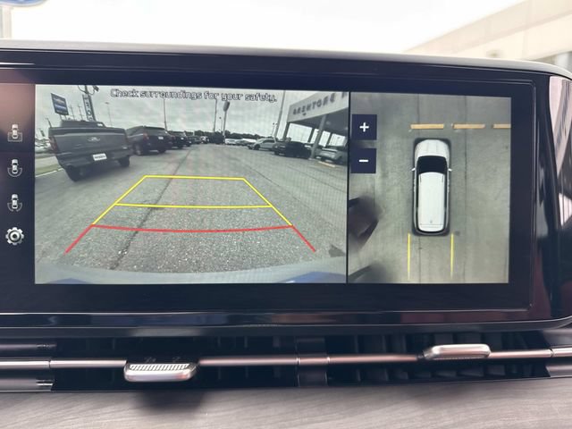 Used 2022 Kia Carnival SX FWD image 29