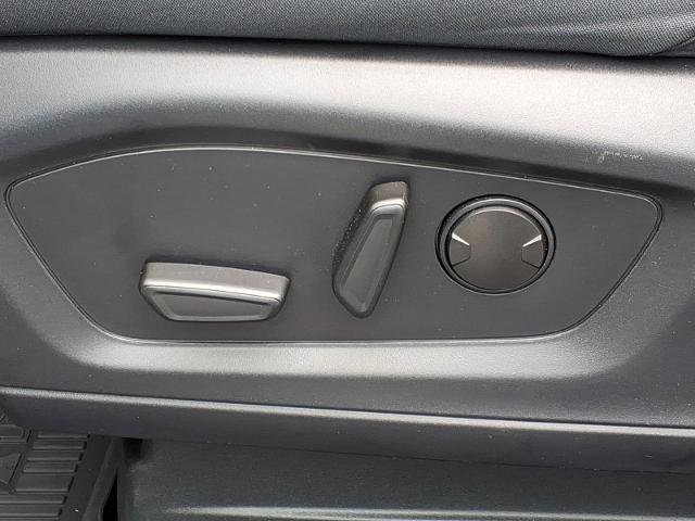 Certified 2025 Ford Explorer Active AWD/4WD image 14