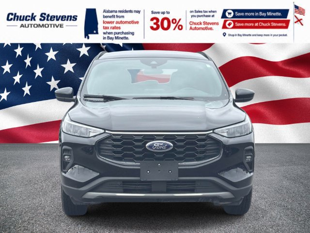 Certified 2025 Ford Escape ST-Line Select AWD/4WD image 3