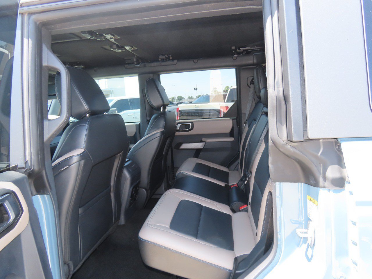 Certified 2022 Ford Bronco Wildtrak AWD/4WD image 18