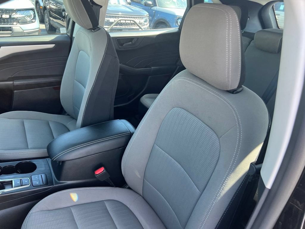 Certified 2022 Ford Escape S AWD/4WD image 13