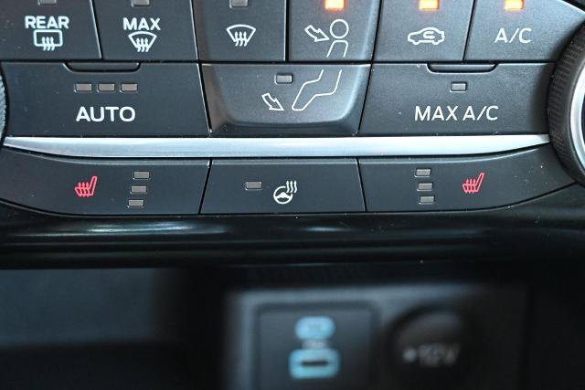 Certified 2022 Ford Escape SE w/ Cold Weather Package FWD image 37
