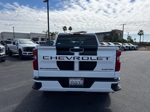 Used 2023 Chevrolet Silverado 1500 Custom w/ Rally Edition AWD/4WD image 7