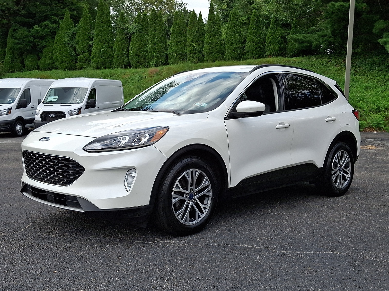 Certified 2021 Ford Escape SEL FWD image 3
