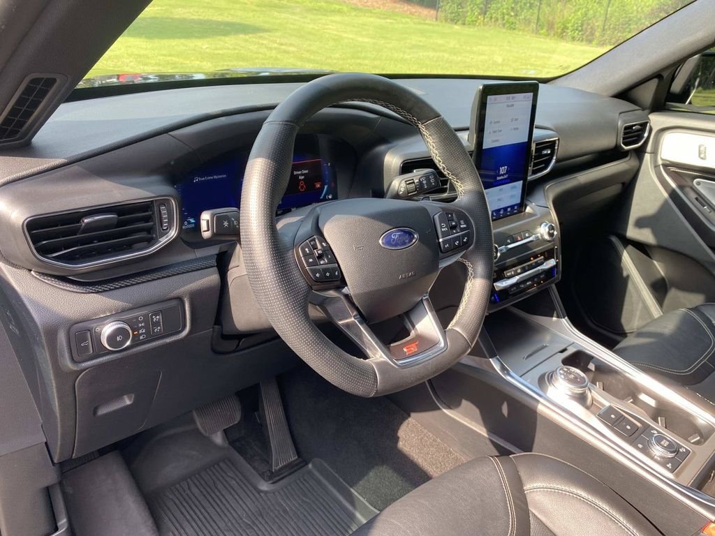 Certified 2020 Ford Explorer ST w/ ST Street Pack AWD/4WD image 25