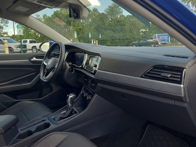 Used 2023 Volkswagen Jetta SE FWD image 19