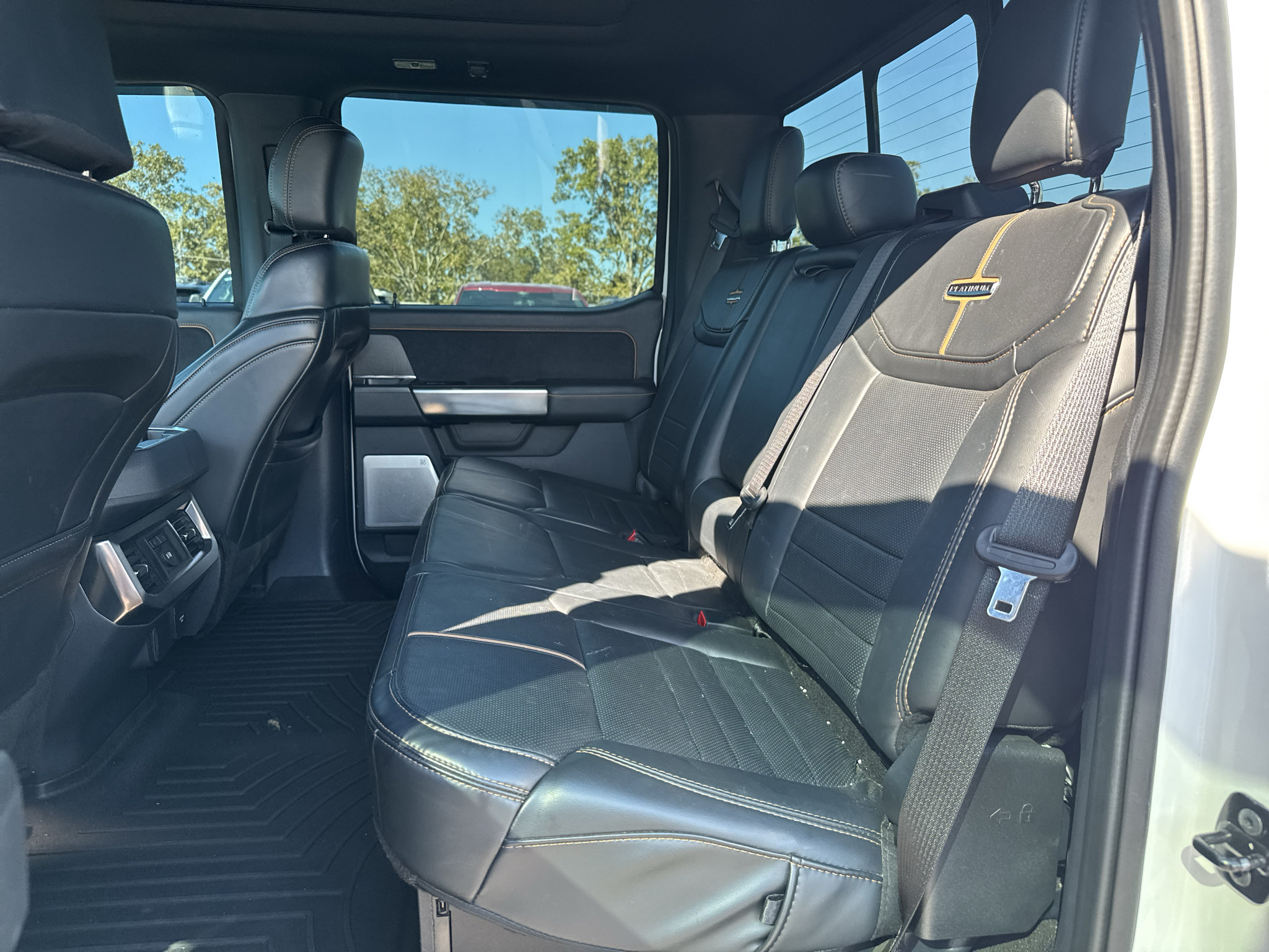 Certified 2024 Ford F250 Platinum AWD/4WD image 26