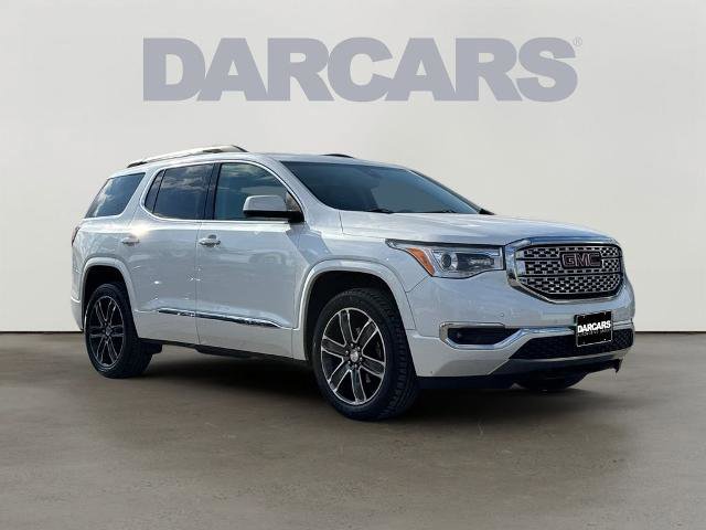Used 2017 GMC Acadia Denali image 4
