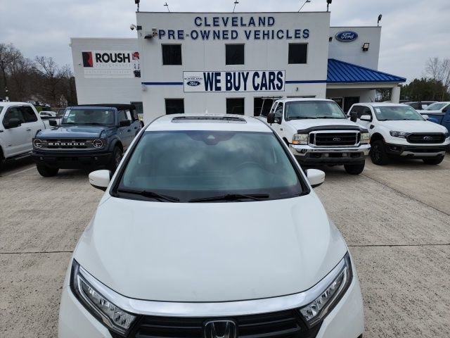 Used 2022 Honda Odyssey Touring image 3