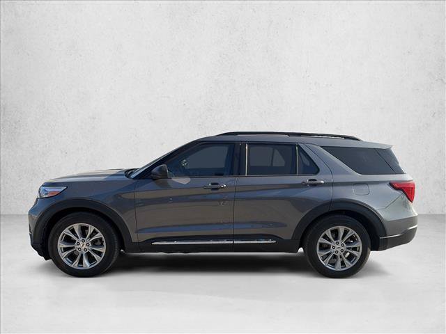 Certified 2024 Ford Explorer XLT w/ Equipment Group 202A RWD image 2