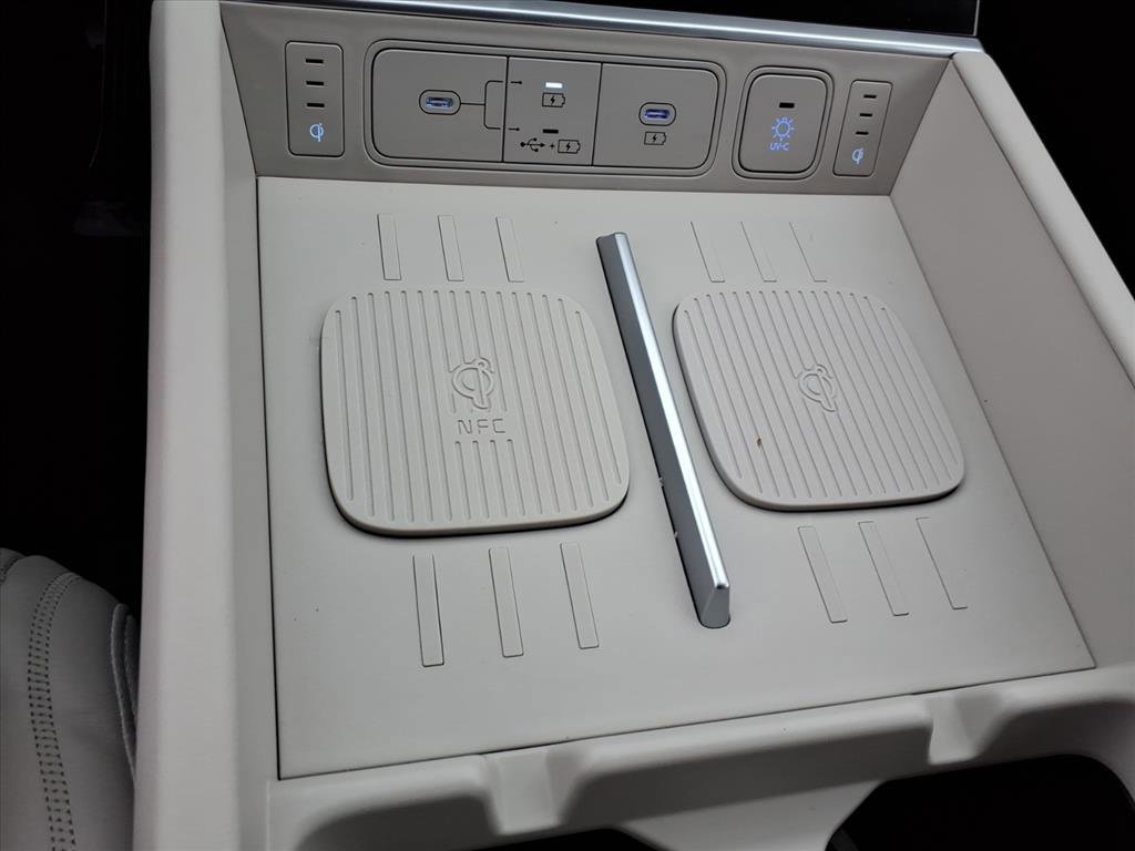 Used 2024 Hyundai Santa Fe Calligraphy image 19