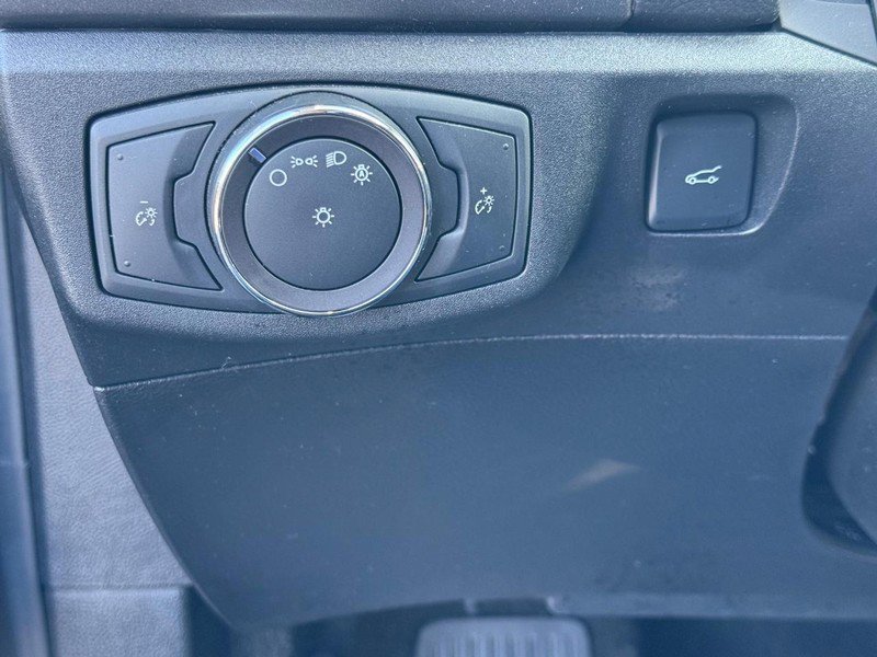 Certified 2019 Ford Fusion SE FWD image 24