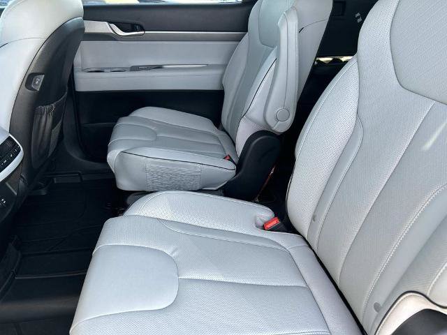 Used 2025 Hyundai Palisade SEL FWD image 18