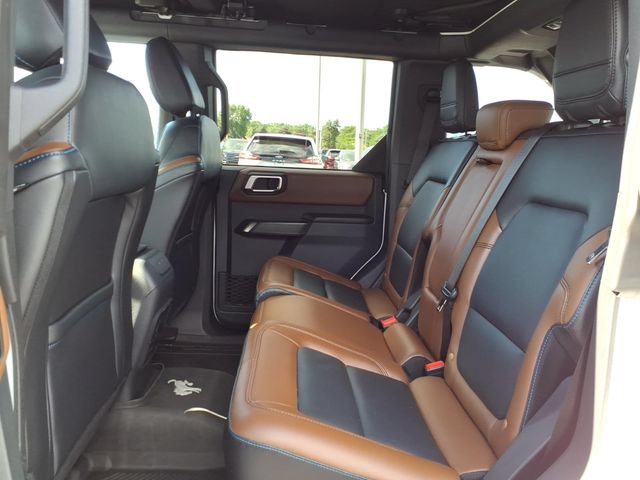 Certified 2024 Ford Bronco Outer Banks AWD/4WD image 11