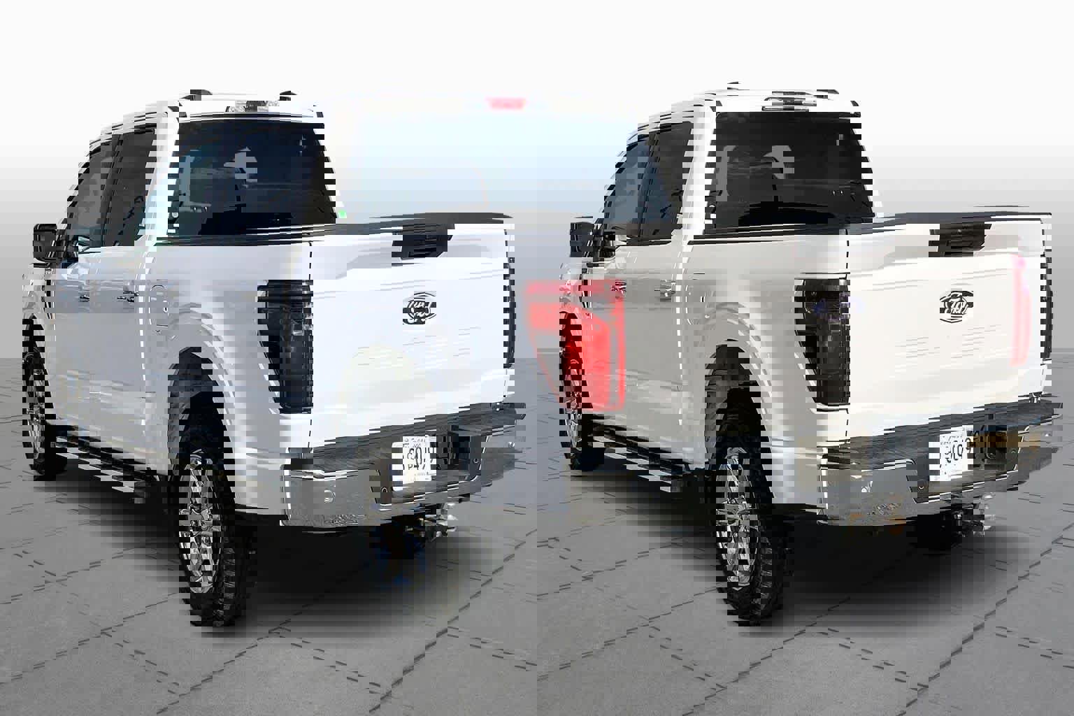 Certified 2025 Ford F150 XLT w/ Equipment Group 301A Standard image 4