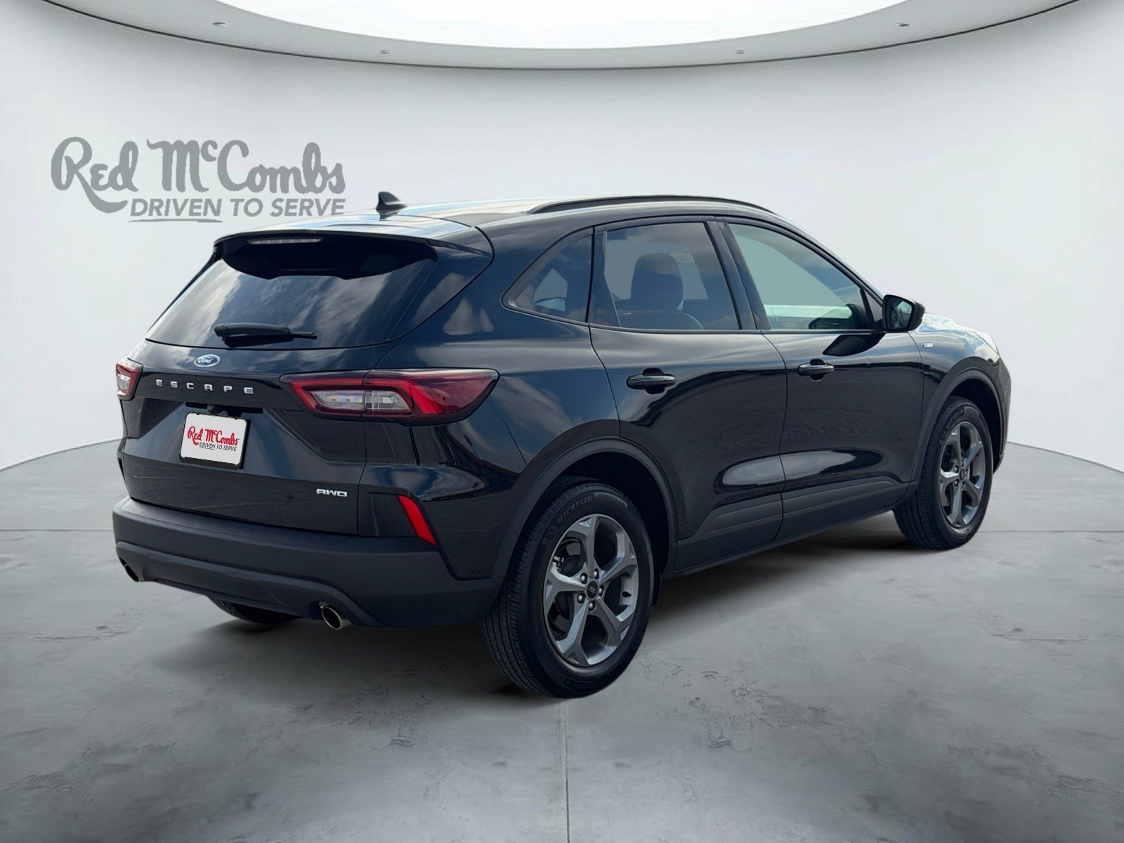 Certified 2025 Ford Escape ST-Line AWD/4WD image 5