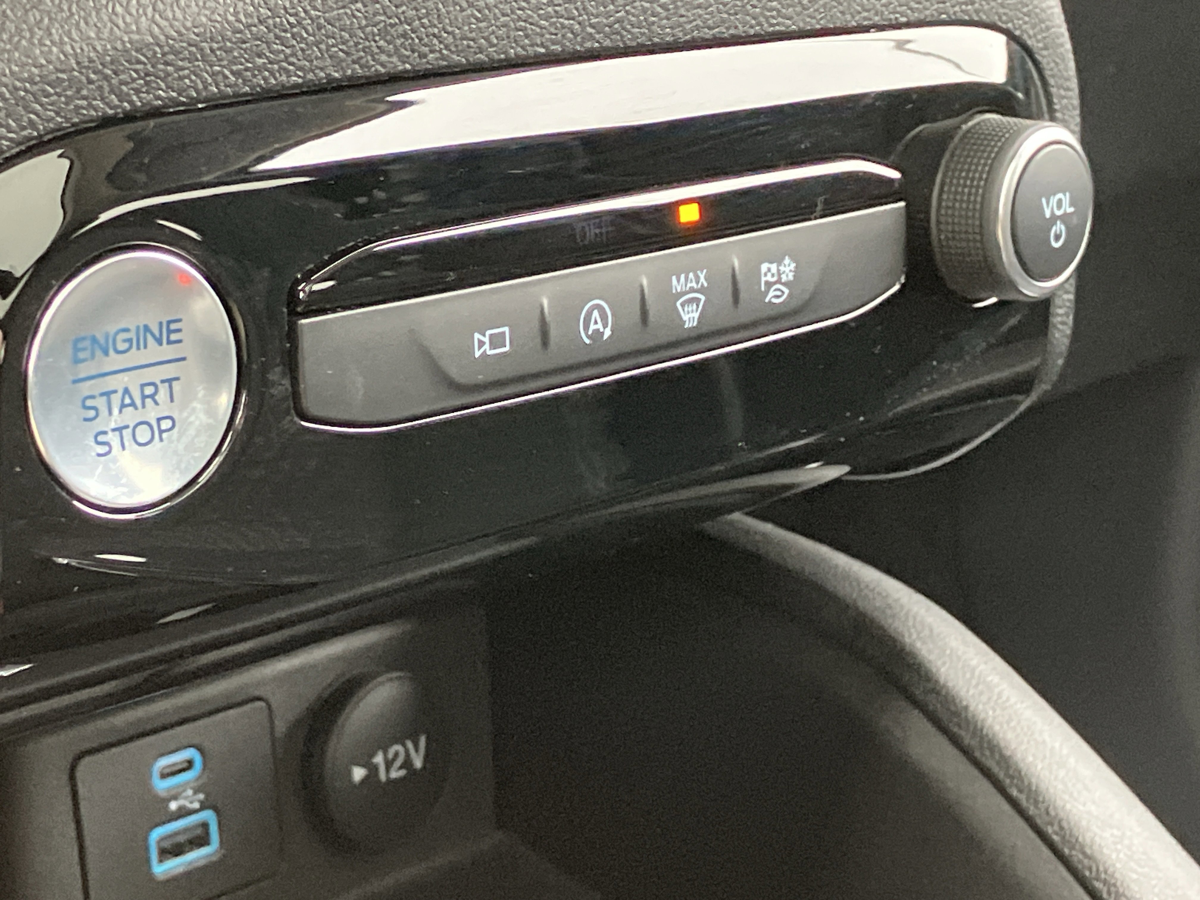 Certified 2023 Ford Escape Active w/ Tech Pack #2 image 29