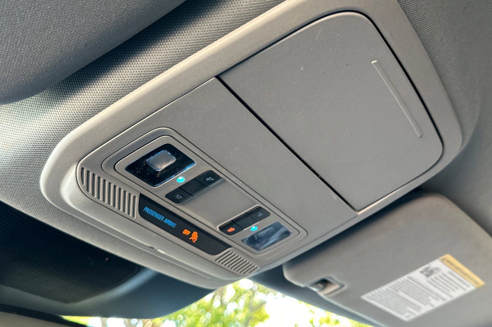 Certified 2022 Ford Explorer XLT w/ Equipment Group 202A image 25