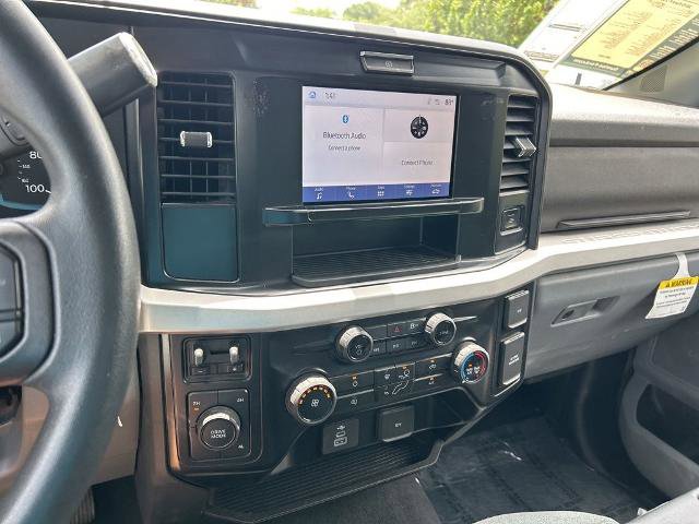 Certified 2025 Ford F250 XLT AWD/4WD image 3