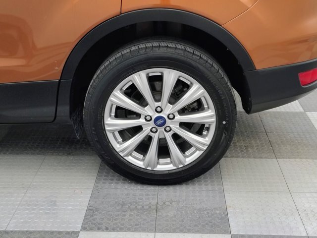 Certified 2017 Ford Escape Titanium FWD image 16