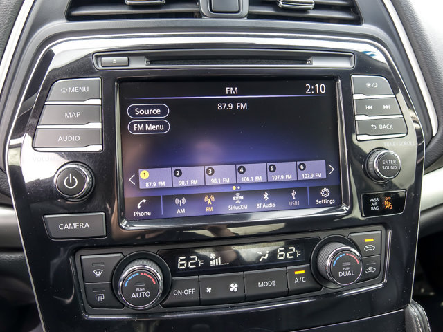 Used 2023 Nissan Maxima SL FWD image 18