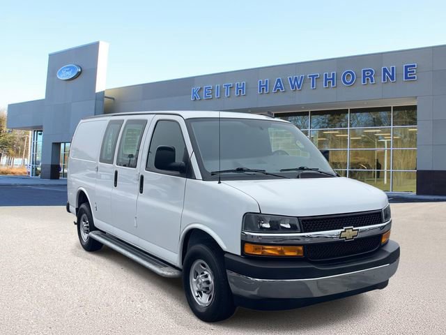 Used 2024 Chevrolet Express 2500 Work Van w/ Driver Convenience Package image 7