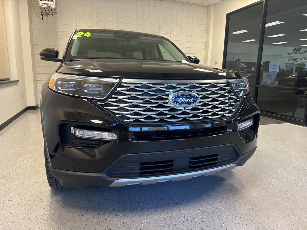 Certified 2024 Ford Explorer Platinum w/ Technology Package image 36