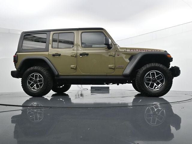 Used 2025 Jeep Wrangler Unlimited Rubicon w/ Safety Group AWD/4WD image 35