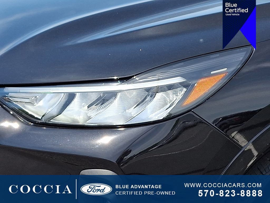 Certified 2024 Ford Escape ST-Line Select AWD/4WD image 9