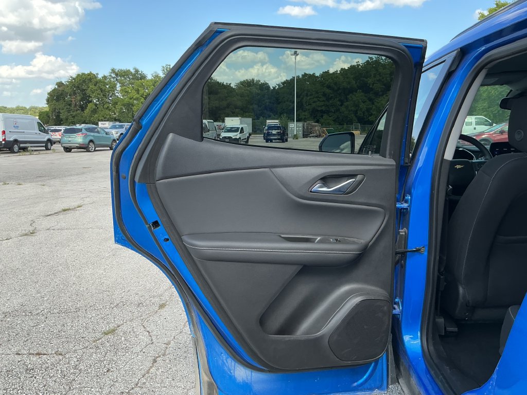Used 2024 Chevrolet Blazer LT w/ Convenience Package FWD image 14
