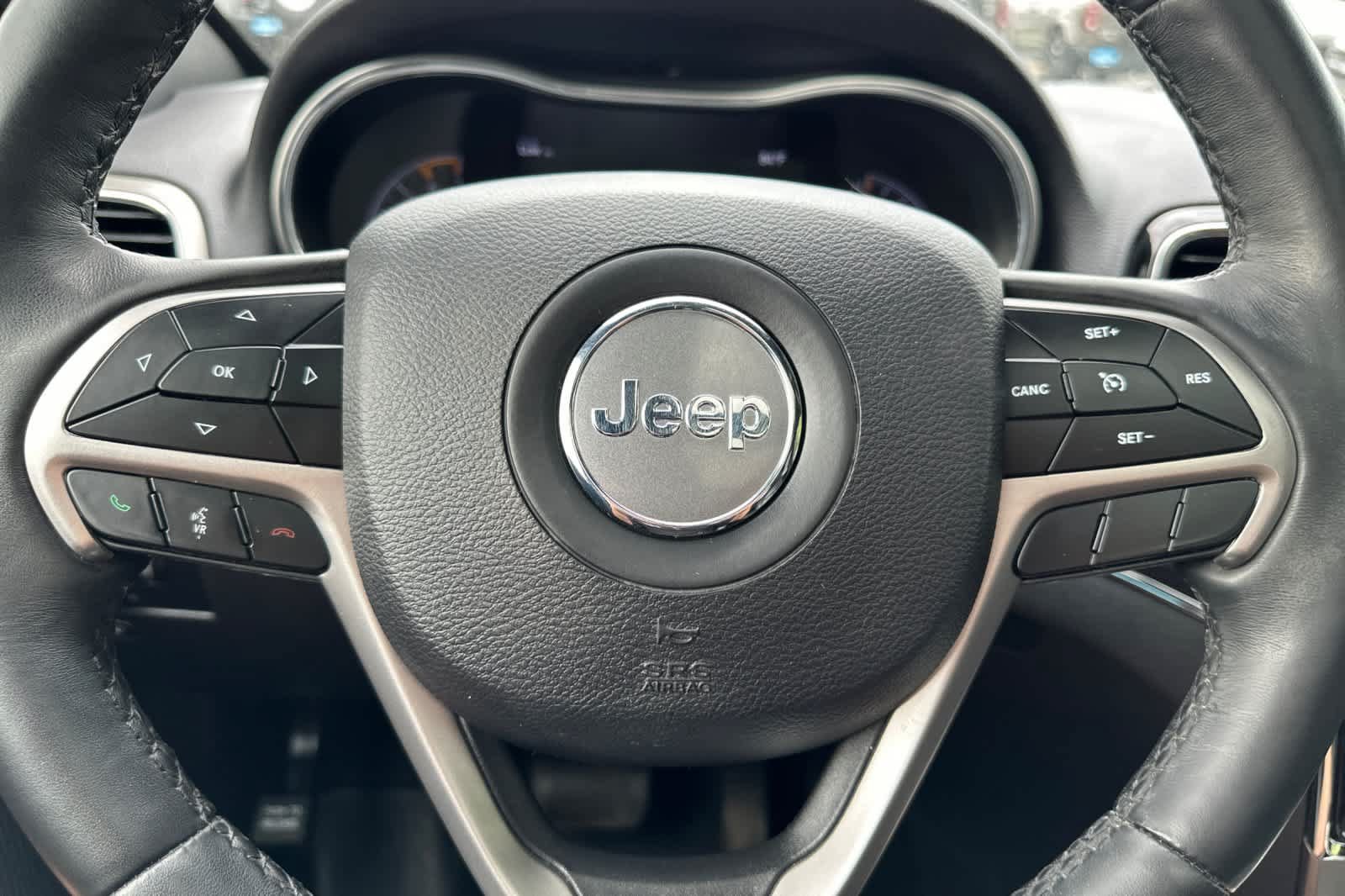Used 2019 Jeep Grand Cherokee Limited w/ Luxury Group II AWD/4WD image 24