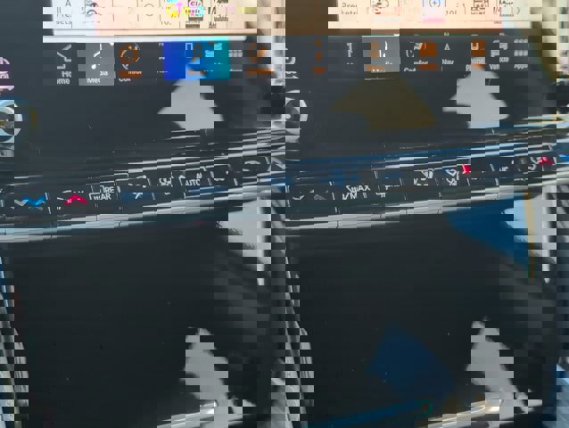 Used 2024 Jeep Wagoneer L Series II image 18