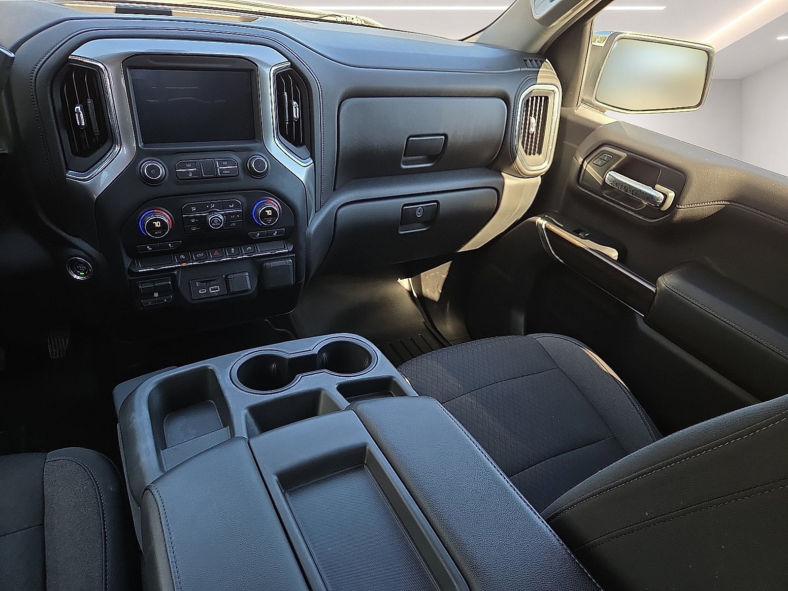 Used 2019 Chevrolet Silverado 1500 LT w/ All-Star Edition AWD/4WD image 12
