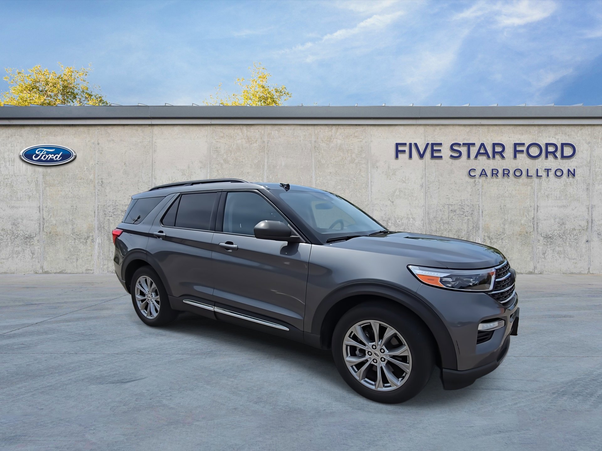 Certified 2023 Ford Explorer XLT w/ Equipment Group 202A image 8