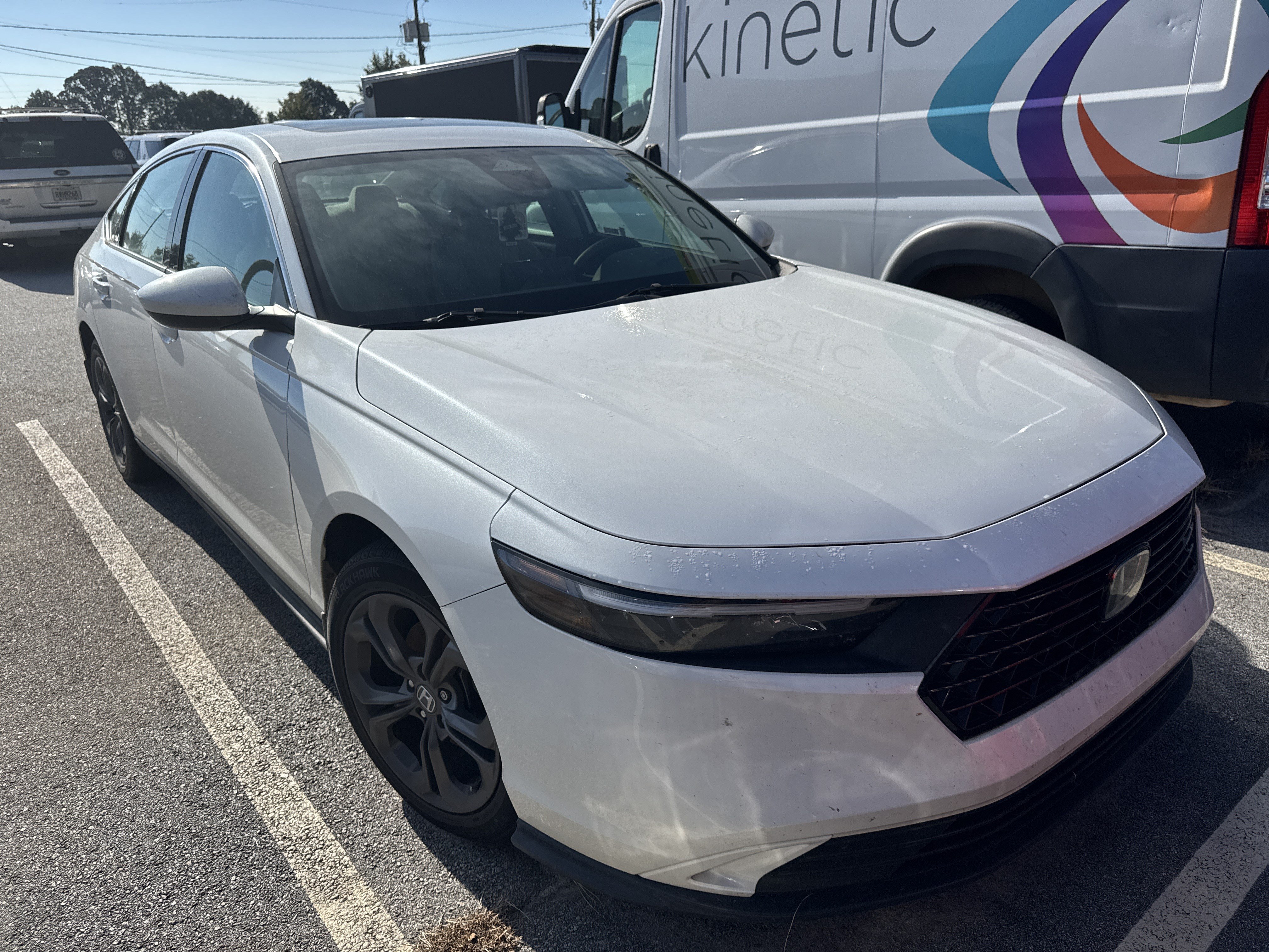 Used 2023 Honda Accord EX image 3