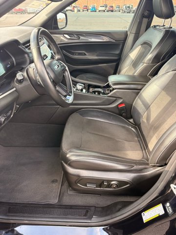 Used 2022 Jeep Grand Cherokee L Laredo RWD image 13
