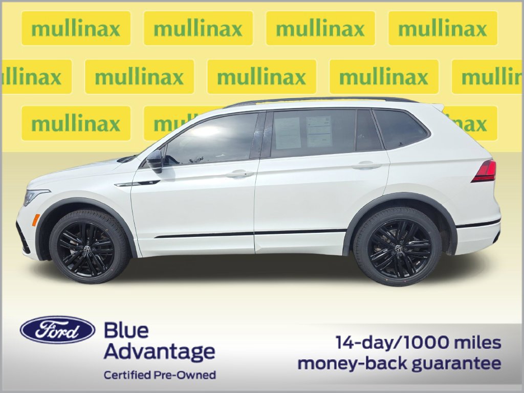 Used 2022 Volkswagen Tiguan SE R-Line AWD/4WD image 12