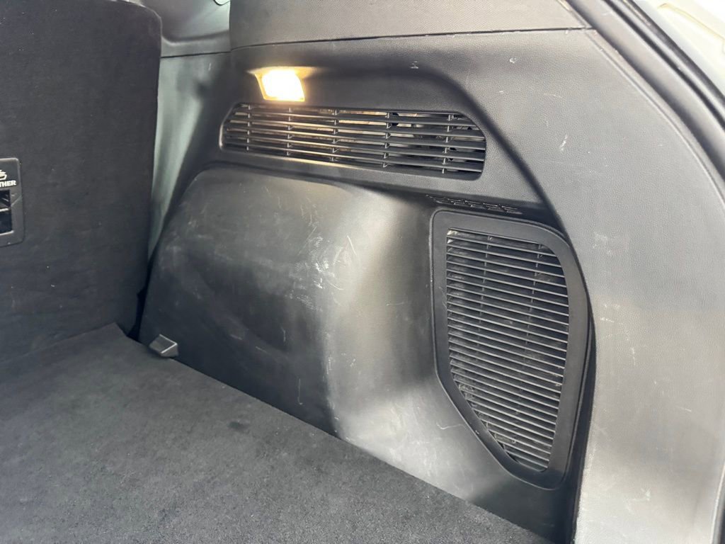 Certified 2020 Ford Escape SEL image 39