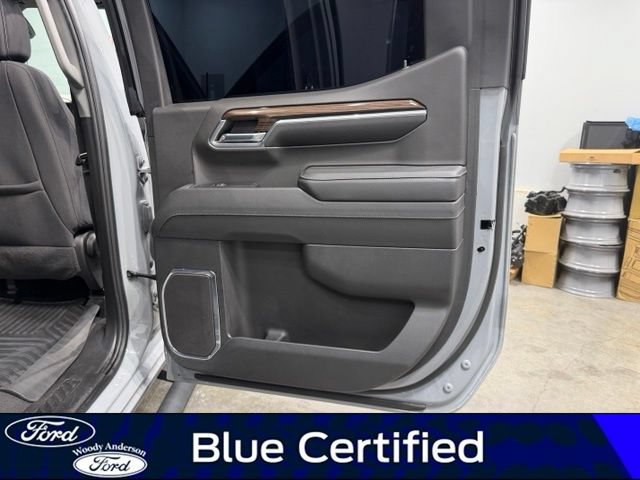 Used 2024 Chevrolet Silverado 1500 LT w/ Z71 Off-Road Package AWD/4WD image 24