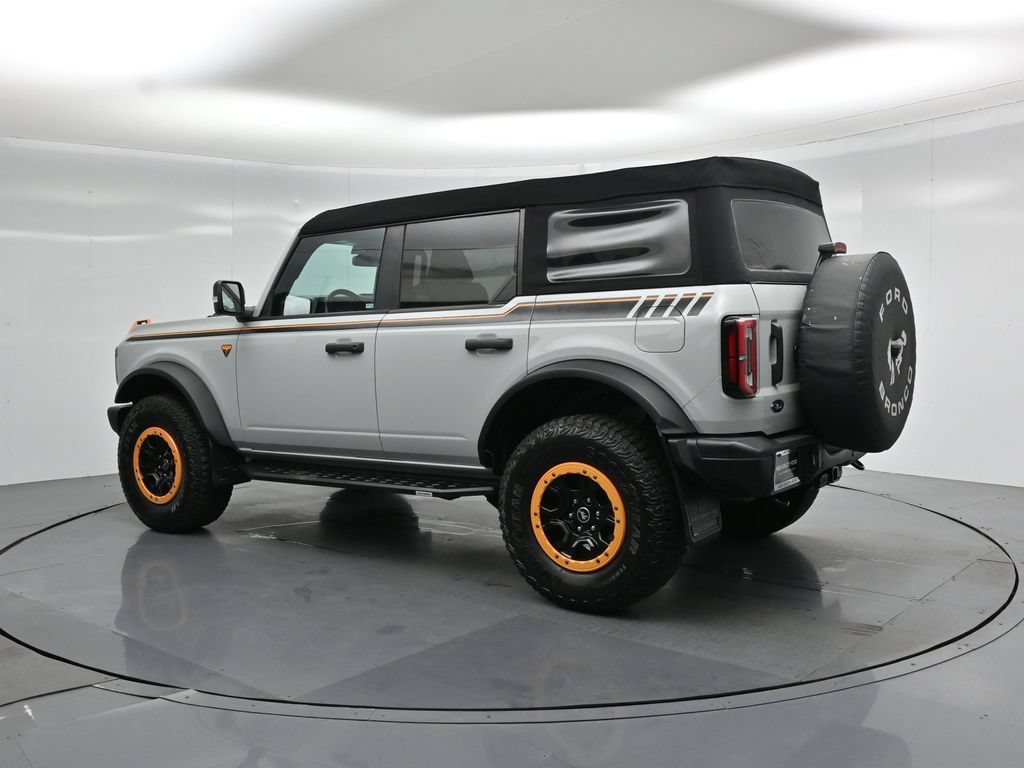 Certified 2023 Ford Bronco Badlands w/ Sasquatch Package AWD/4WD image 7