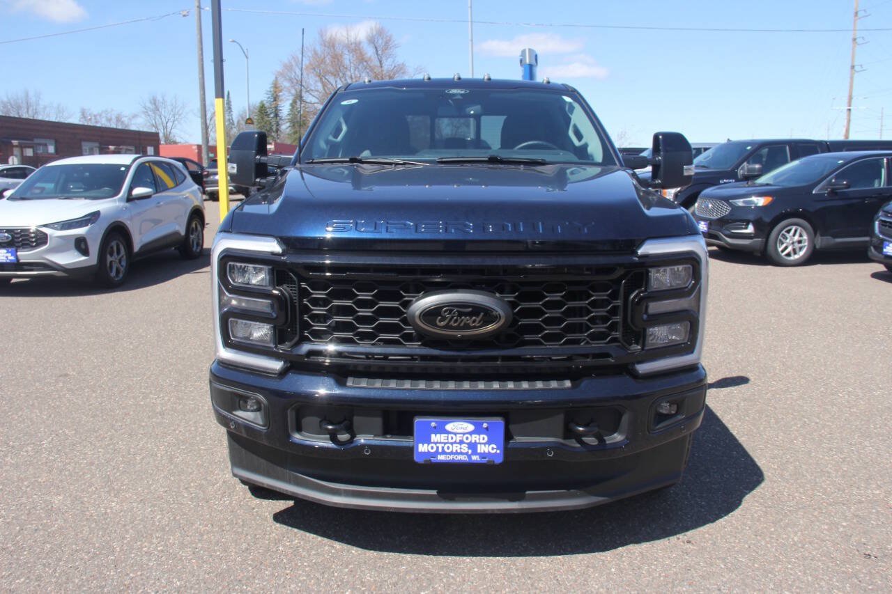 Certified 2025 Ford F350 Lariat w/ Lariat Ultimate Package AWD/4WD image 8