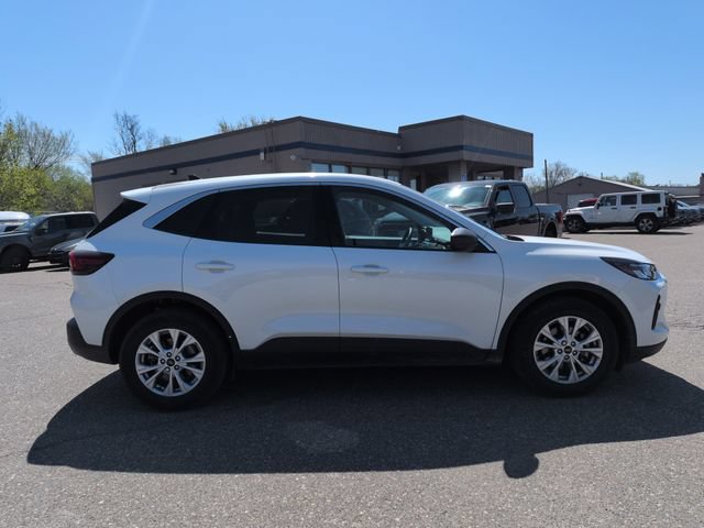 Certified 2023 Ford Escape Active w/ Cold Weather Package FWD image 4