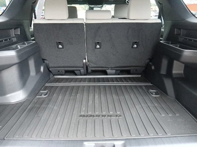 Used 2026 Toyota 4Runner SR5 RWD image 28